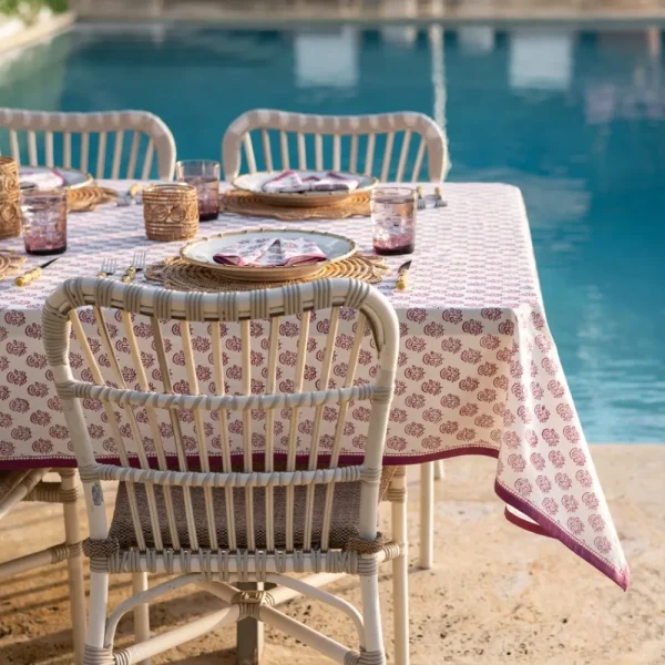 Best Pomegranate Inc Anika Fuchsia Tablecloth