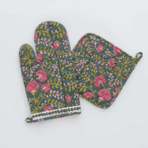 Hot Pomegranate Inc Cactus Flower Jade Oven Mitt Set