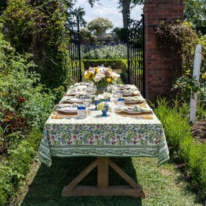 Online Pomegranate Inc Emma Tablecloth