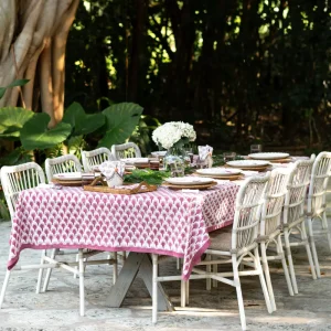 New Pomegranate Inc Geo Feather Fuchsia Tablecloth