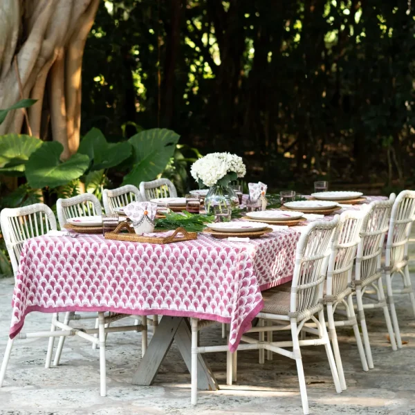 New Pomegranate Inc Geo Feather Fuchsia Tablecloth