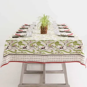 Hot Pomegranate Inc Hunt Scene Tablecloth