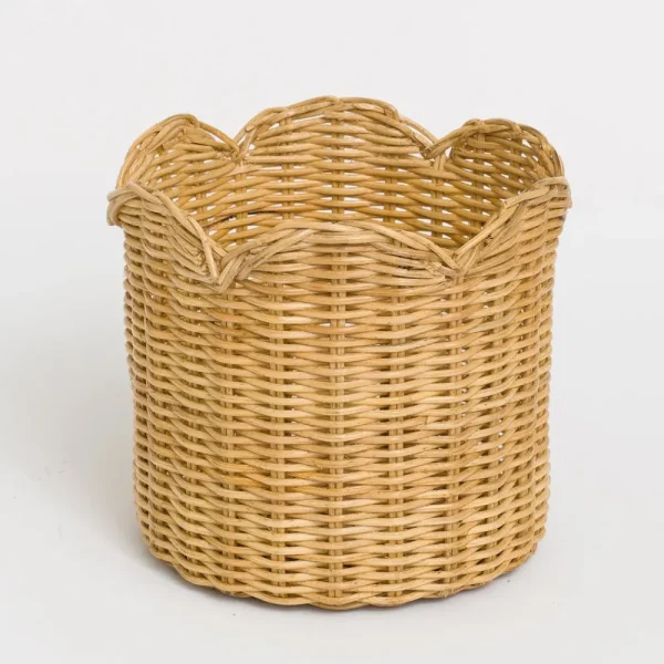 Clearance Pomegranate Inc Natural Wicker Scalloped Container