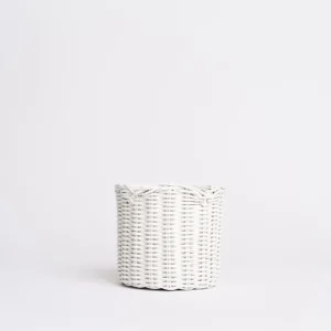 Discount Pomegranate Inc White Wicker Scalloped Container